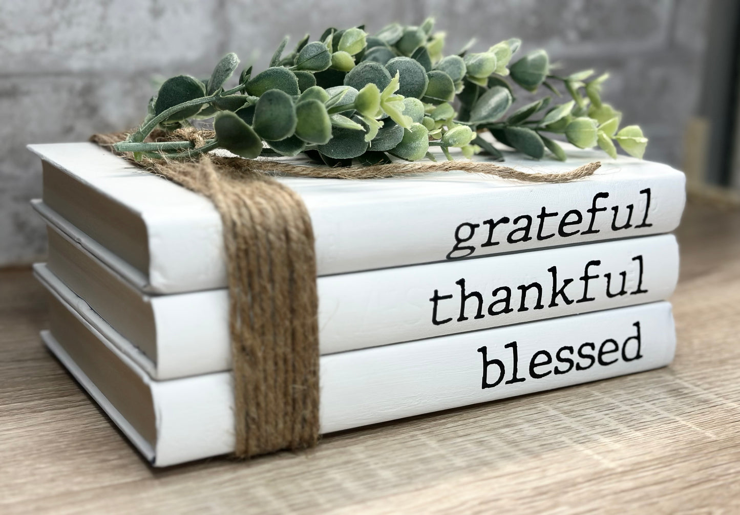 Decorative Books, Farmhouse Book Stacks, Table décor, Grateful Thankful Blessed