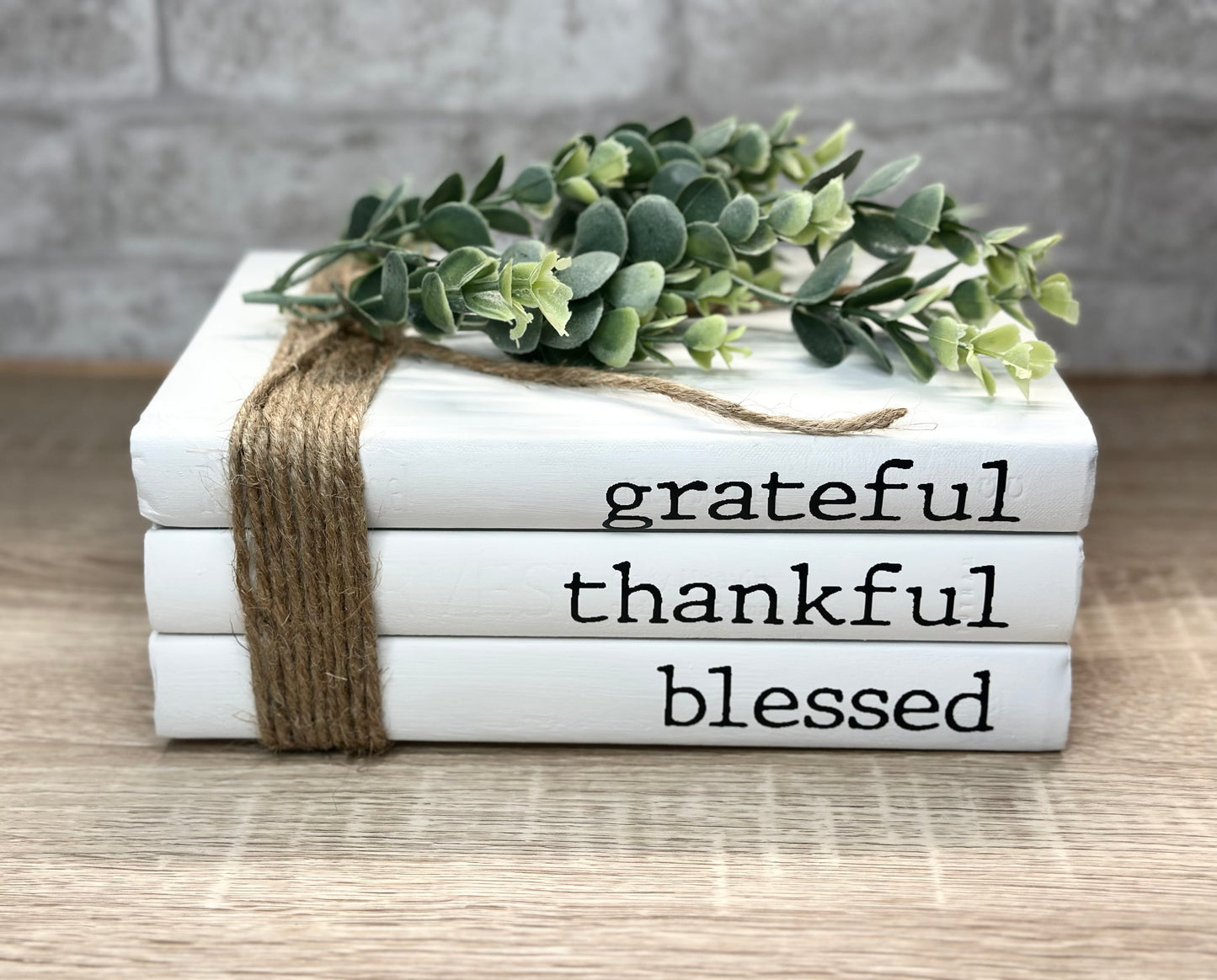 Decorative Books, Farmhouse Book Stacks, Table décor, Grateful Thankful Blessed