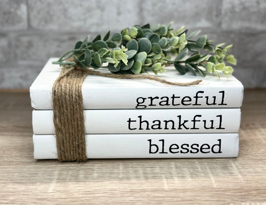 Decorative Books, Farmhouse Book Stacks, Table décor, Grateful Thankful Blessed