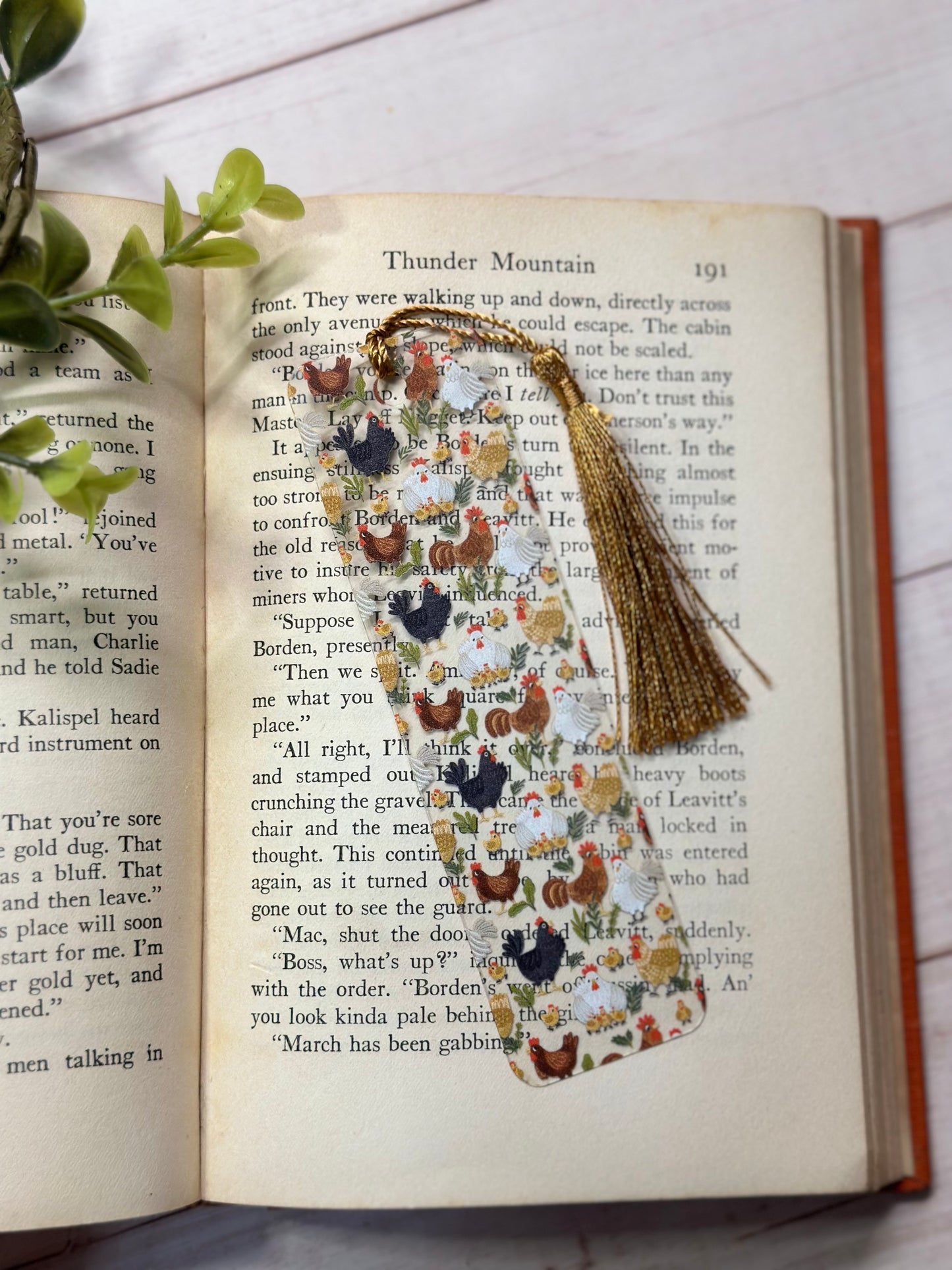 Bookmark - Chickens with clear background