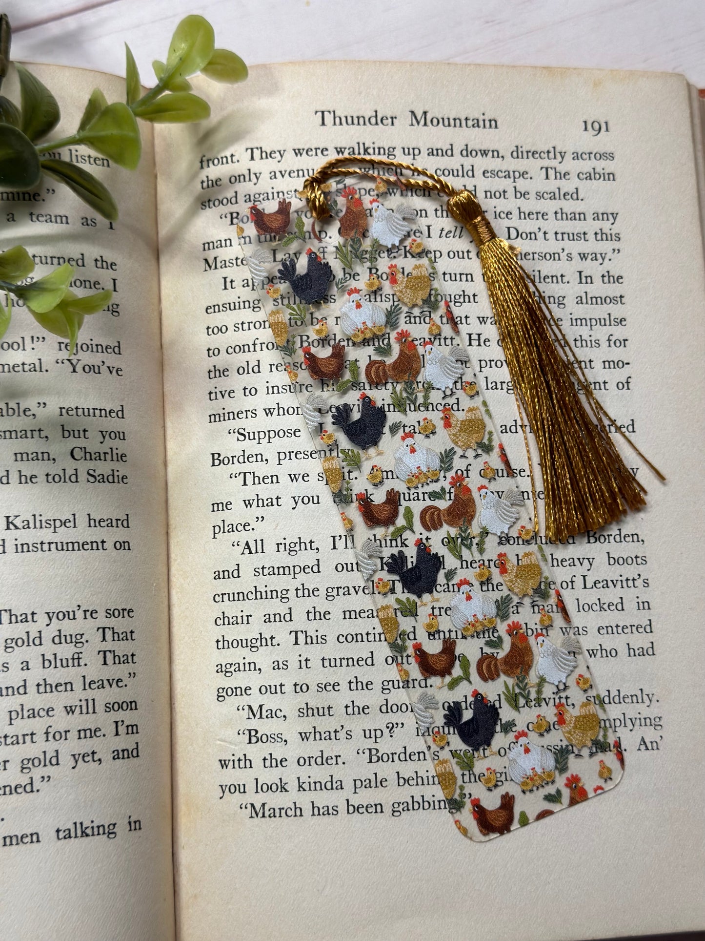 Bookmark - Chickens with clear background